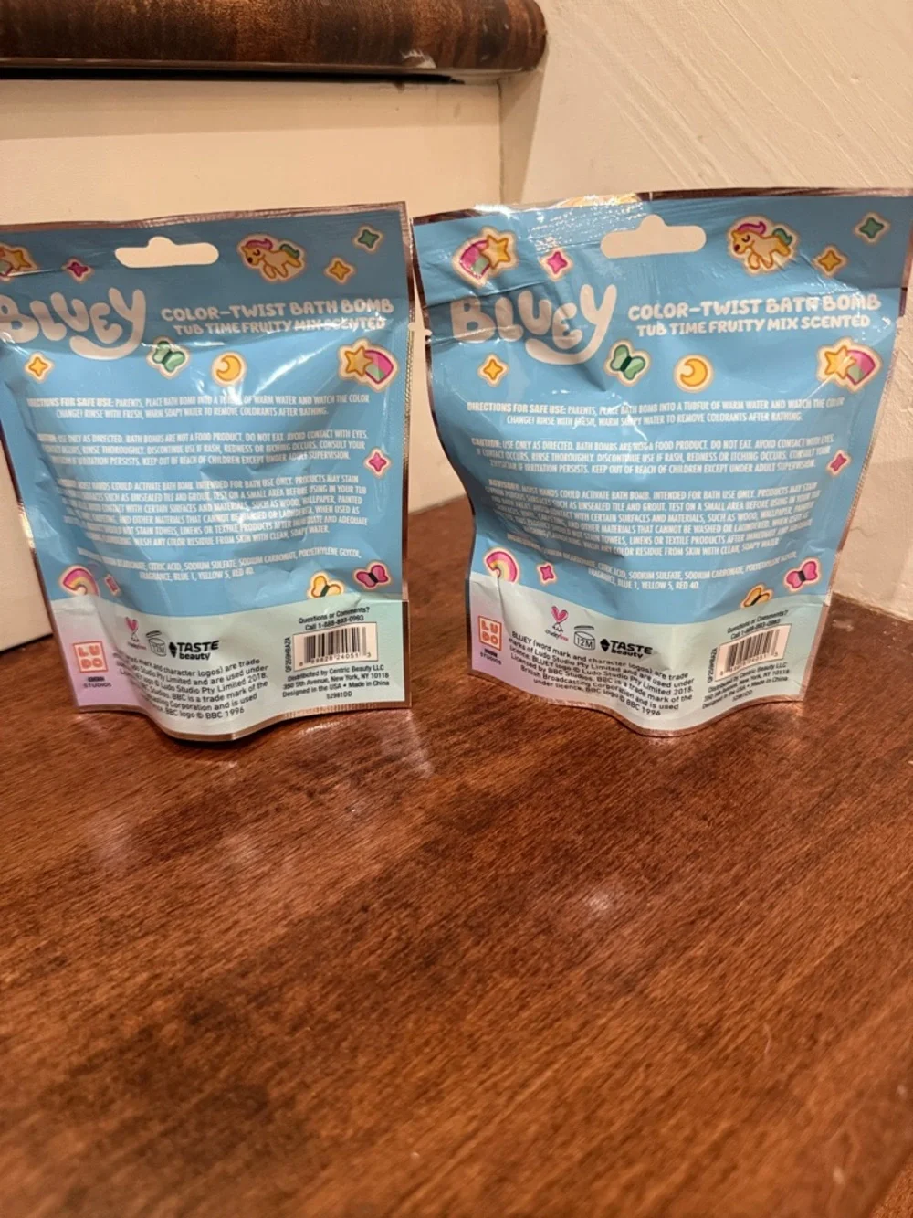 NWT Bluey Color-Twist Bath Bombs - tub time Fruity Mix Scented (2 Pack)